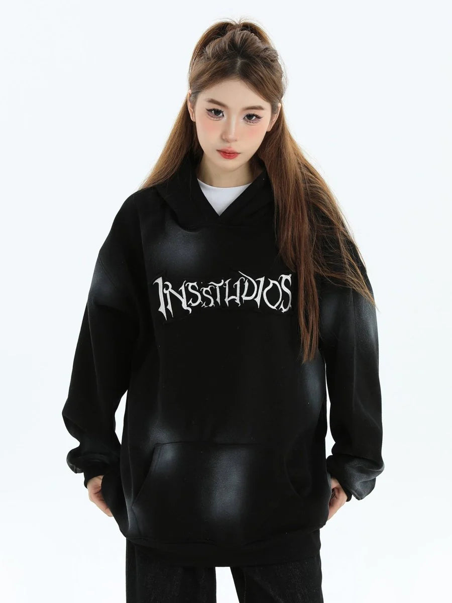 [INSstudios] SPRAY PAINT LOGO LOOSE HOODIE ST1199