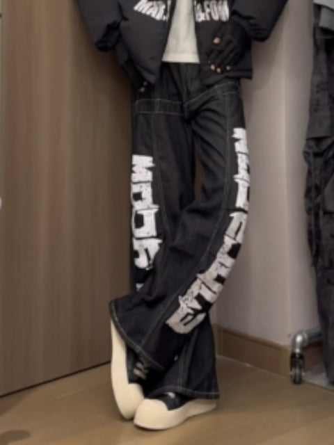 SABER-CUT LETTER PRINT LOOSE FIT JEANS TT078