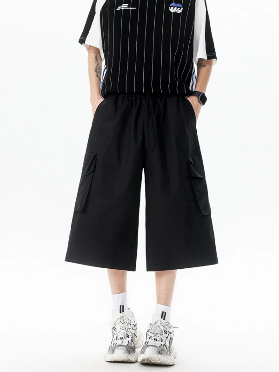MULTI-POCKET CARGO LOOSE WIDE-LEG SHORTS ST5166