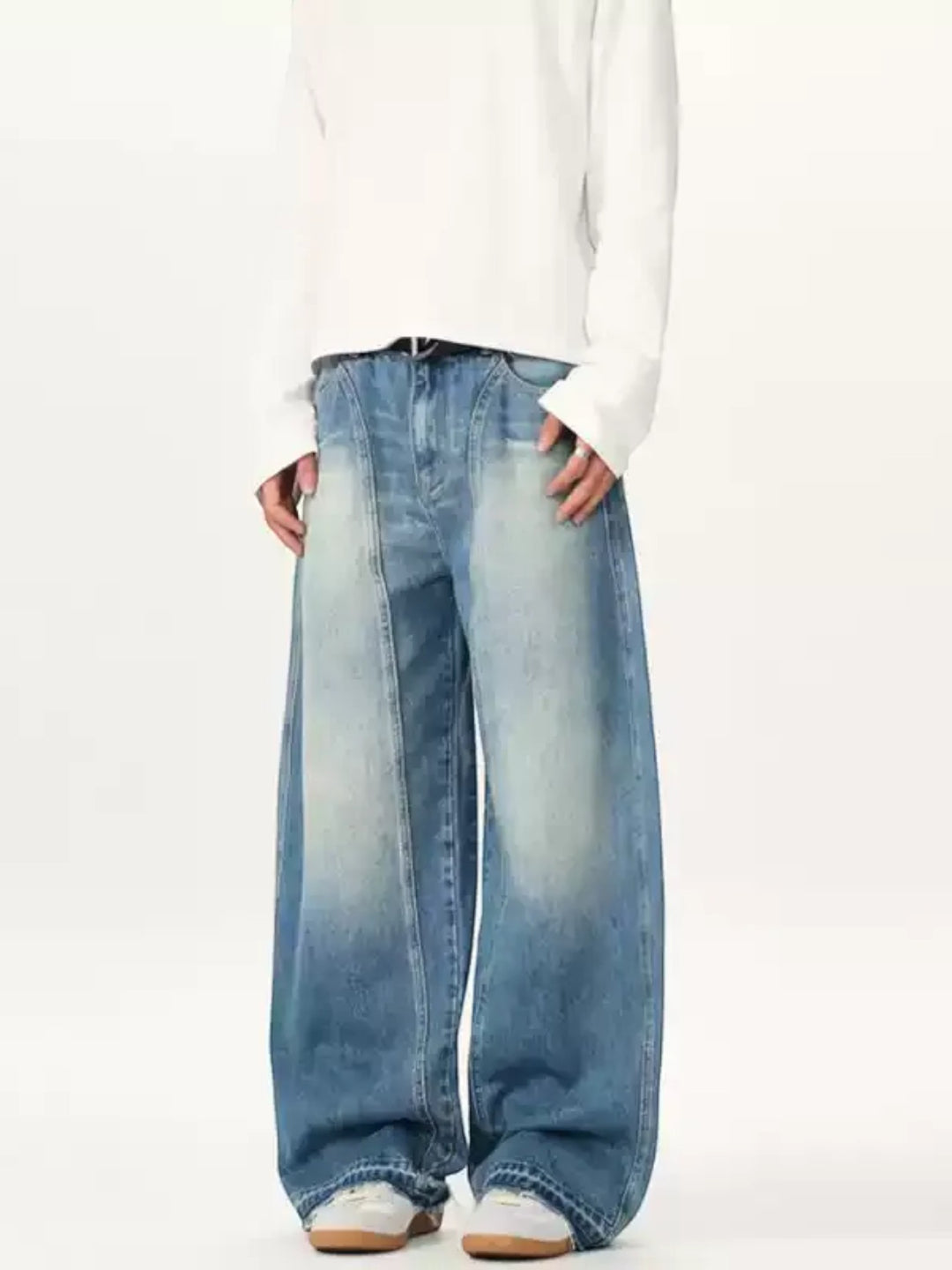 SABER-CUT LOOSE-FIT JEANS ST5199