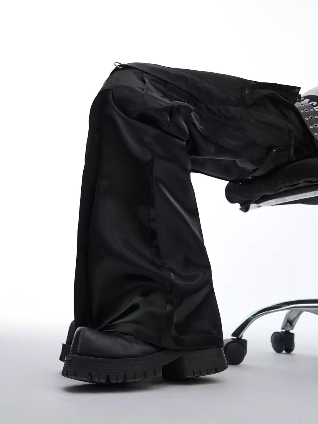 DECONSTRUCTED LIQUID SHINE LEATHER PANTS ST5210