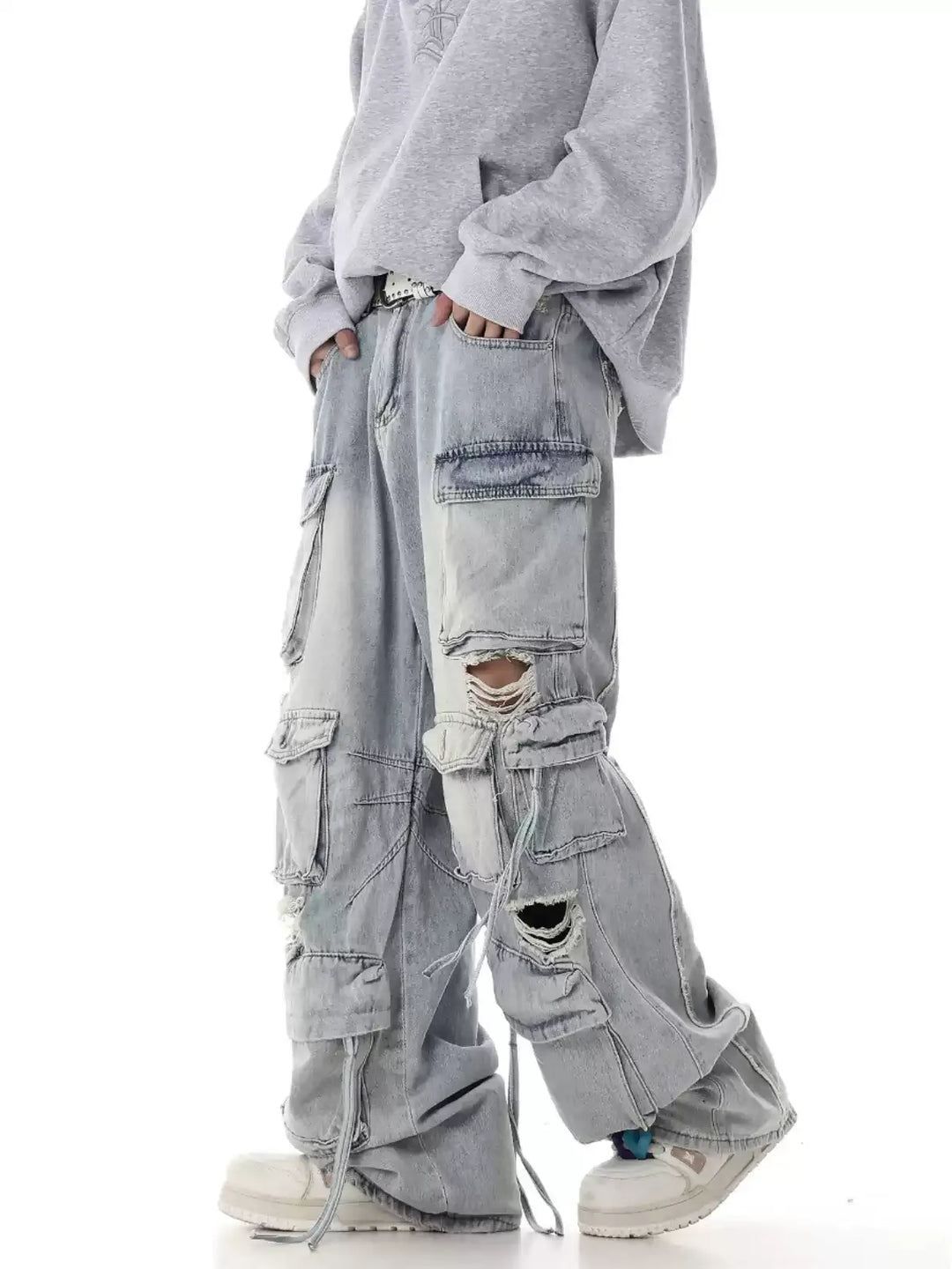 HEAVY-DUTY DISTRESSED MULTI-POCKET CARGO JEANS ST5215