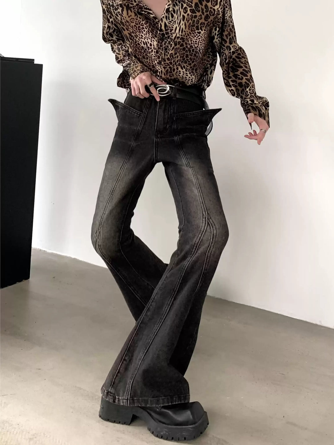 VINTAGE WASH FLARED JEANS ST5211